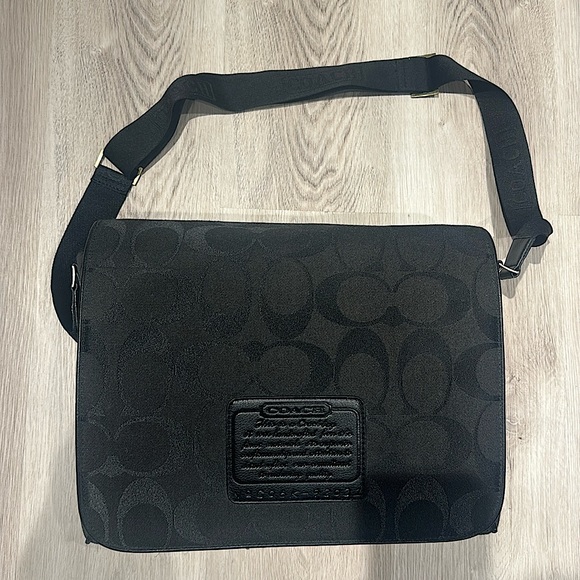 Black Vintage Coach messenger/laptop bag - canvas - like new - Picture 1 of 4